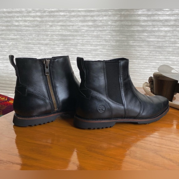 Timberland “Earthkeepers Side Zip Kendrick” Black Leather Chelsea Boots - Picture 2 of 8